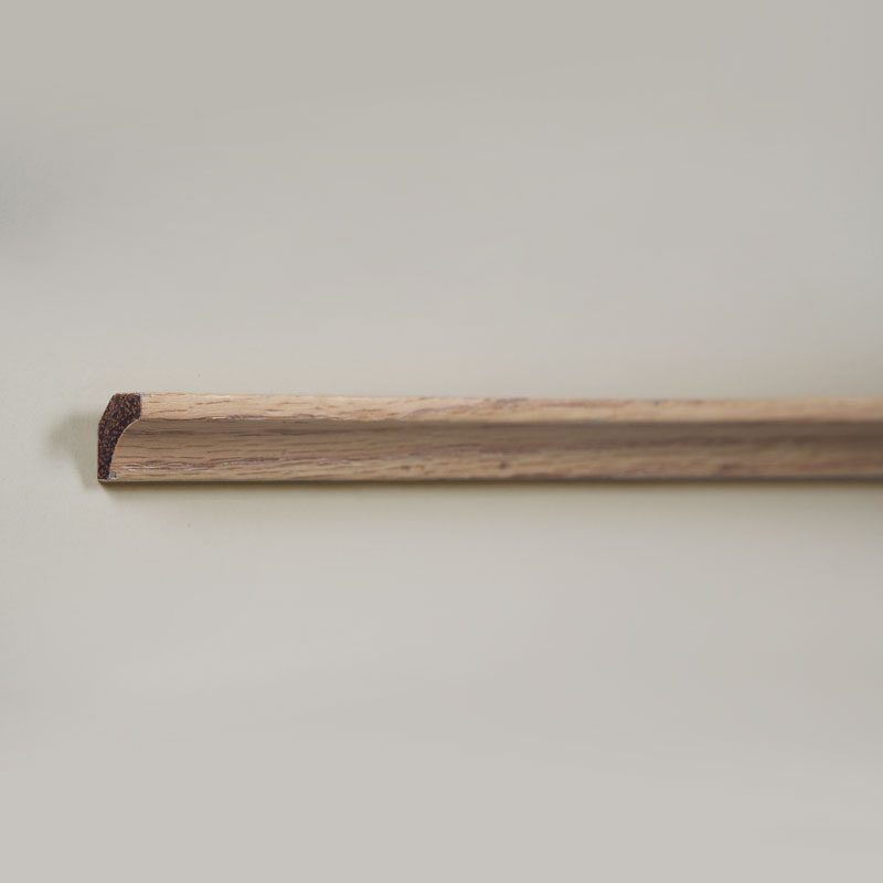 Acuan Sudut Dalam Kayu Pepejal/Acuan Scotia (Dibalut dengan Venir Oak Merah + Cat) - Warna Oak 3/5' x 3/5'