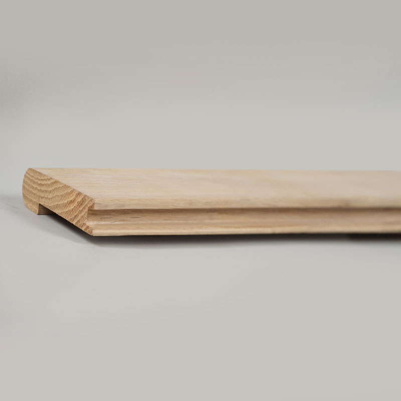 Hidung Tangga Kayu Oak Putih Seluruh Potongan (Cat Belum Selesai) – Warna Asli Oak –3/5'x2 15/16'