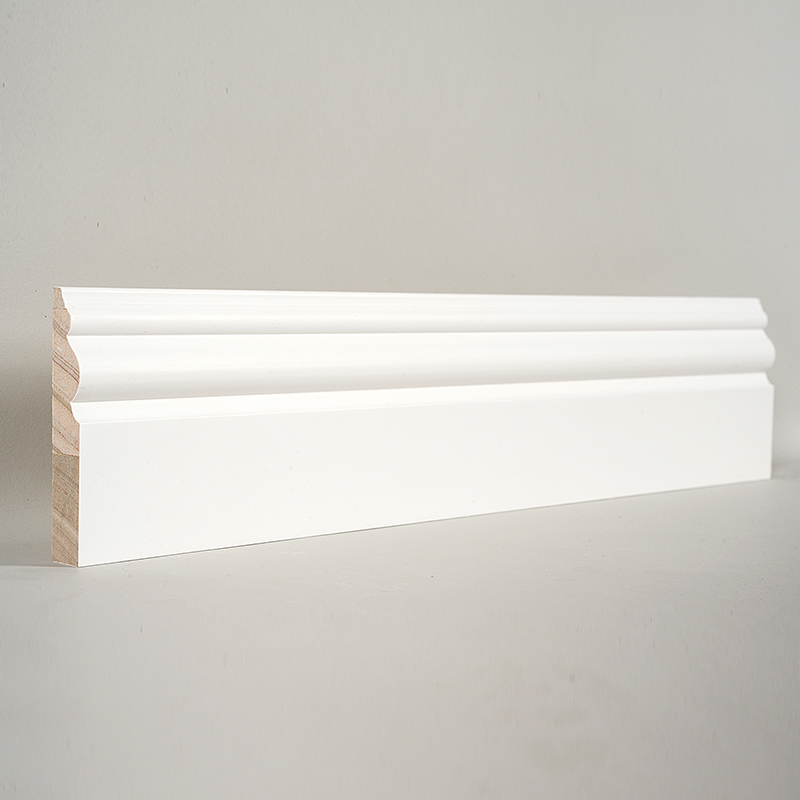 Papan Skirting Pine (Pengisi-Primed & Putih Mutiara) 3/5' x 3 7/16'