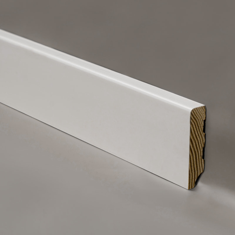 Papan Skirting Kayu Pine(Dilapisi Pengisi dan Dicat)- Putih 1/2' x 2 3/8'