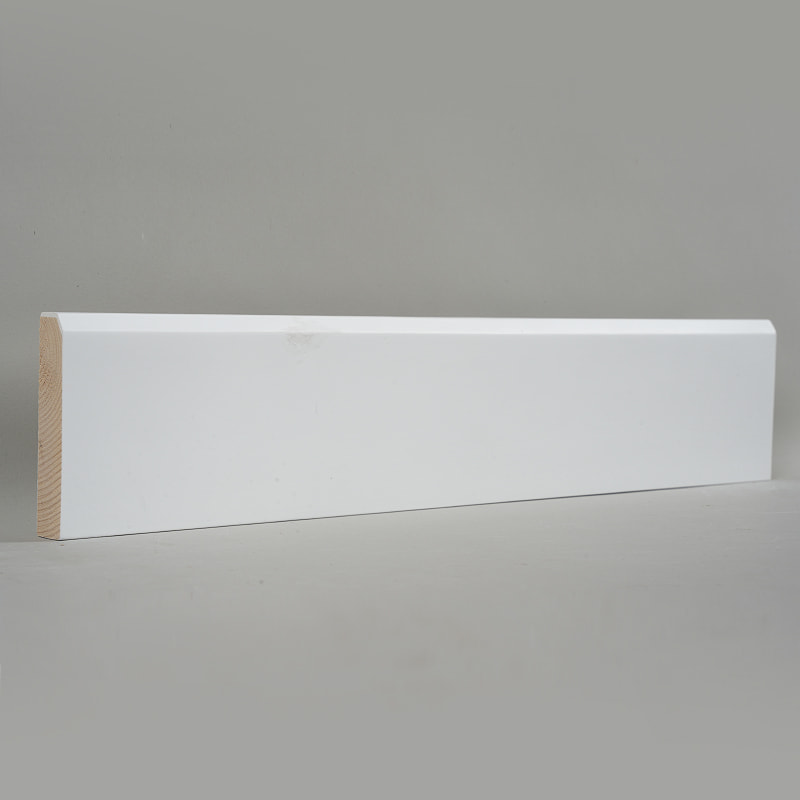 Papan Skirting Kayu Pine(Dilapisi Pengisi dan Dicat)- Putih 3/5' x 3 1/6'-A